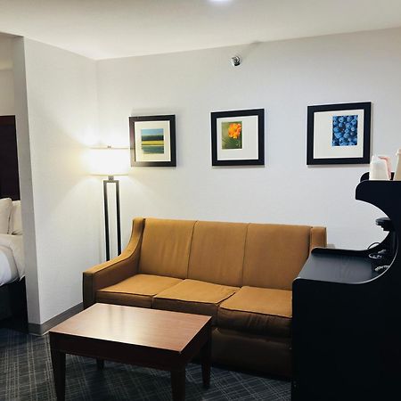 Comfort Suites Plymouth Near Us-30 Dış mekan fotoğraf