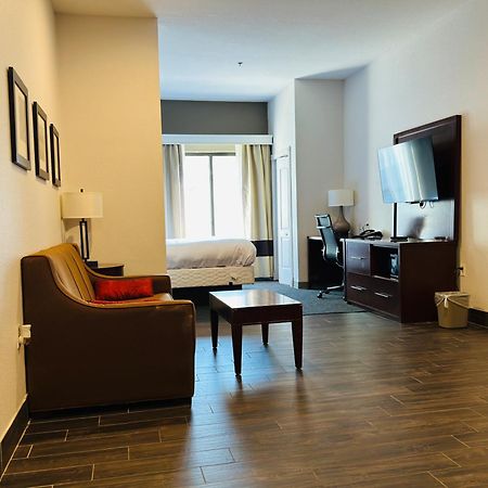 Comfort Suites Plymouth Near Us-30 Dış mekan fotoğraf