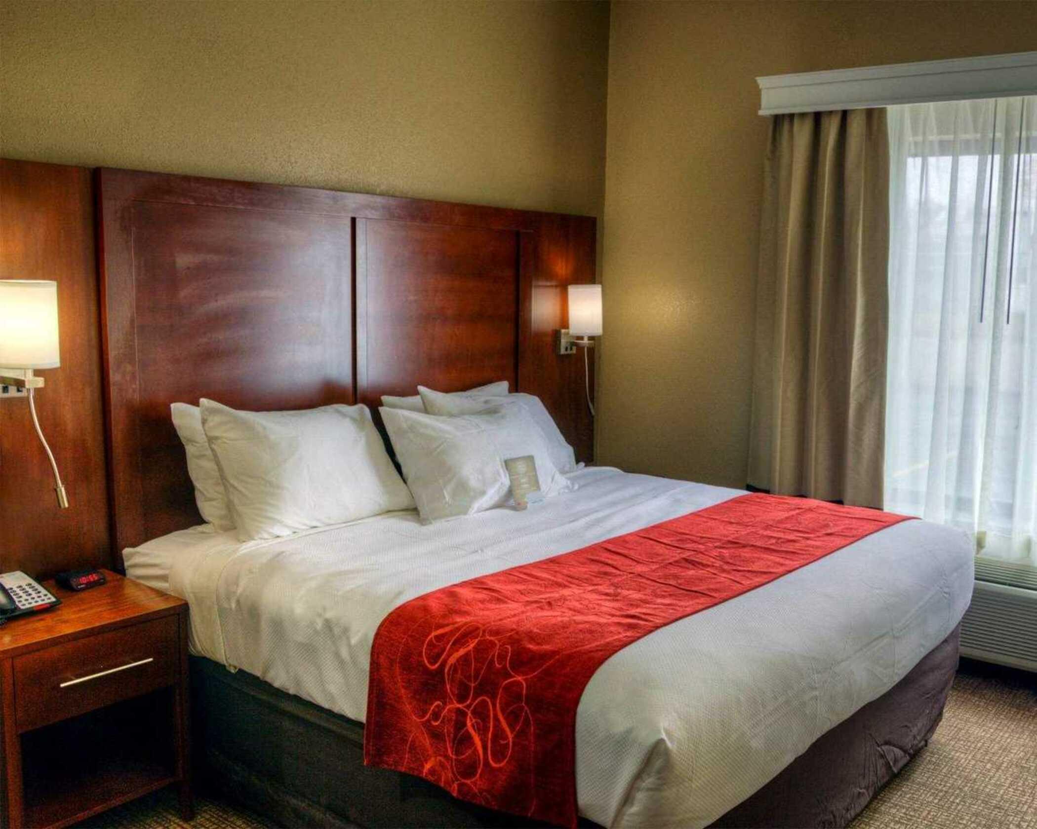 Comfort Suites Plymouth Near Us-30 Dış mekan fotoğraf