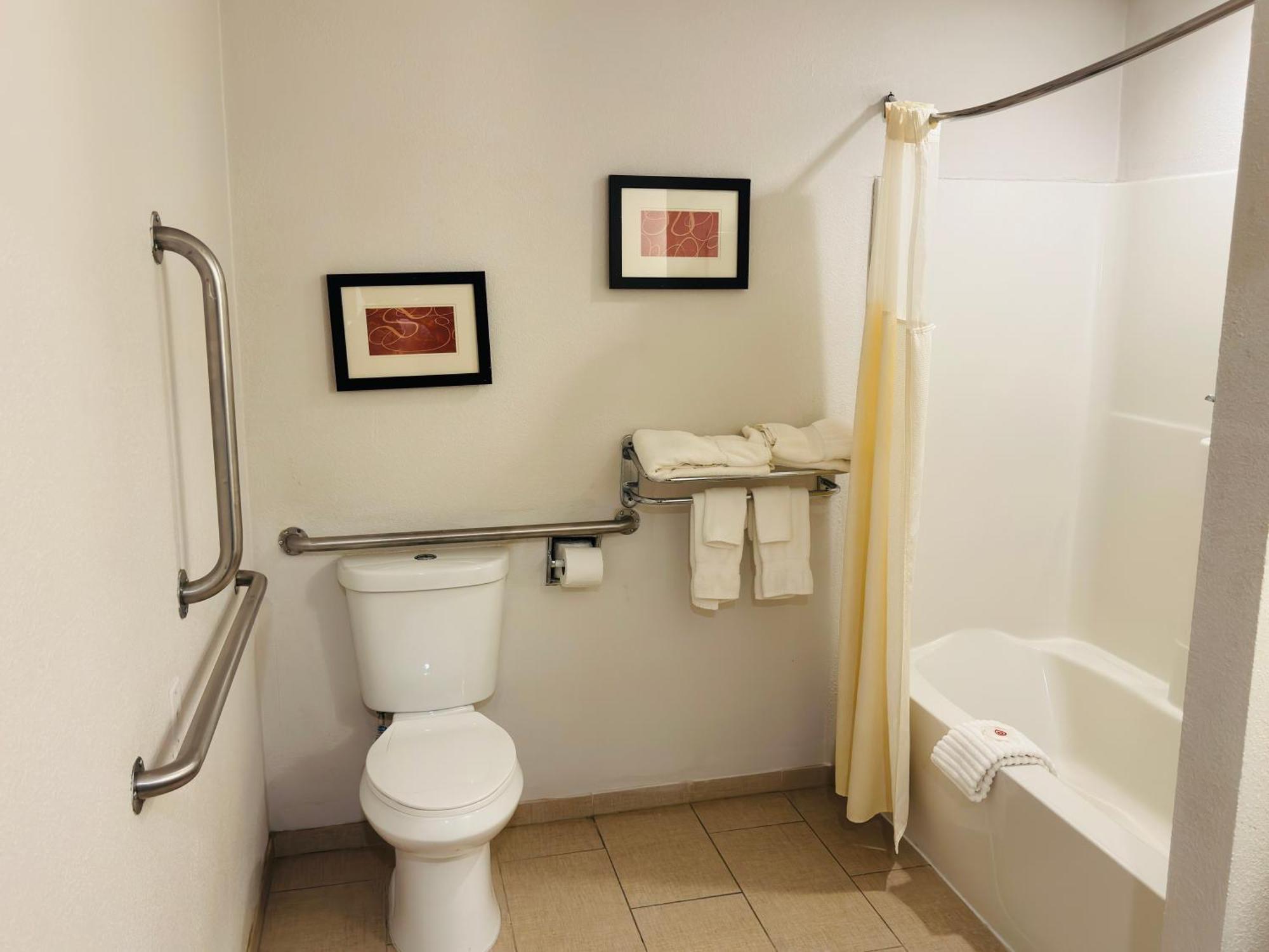 Comfort Suites Plymouth Near Us-30 Dış mekan fotoğraf