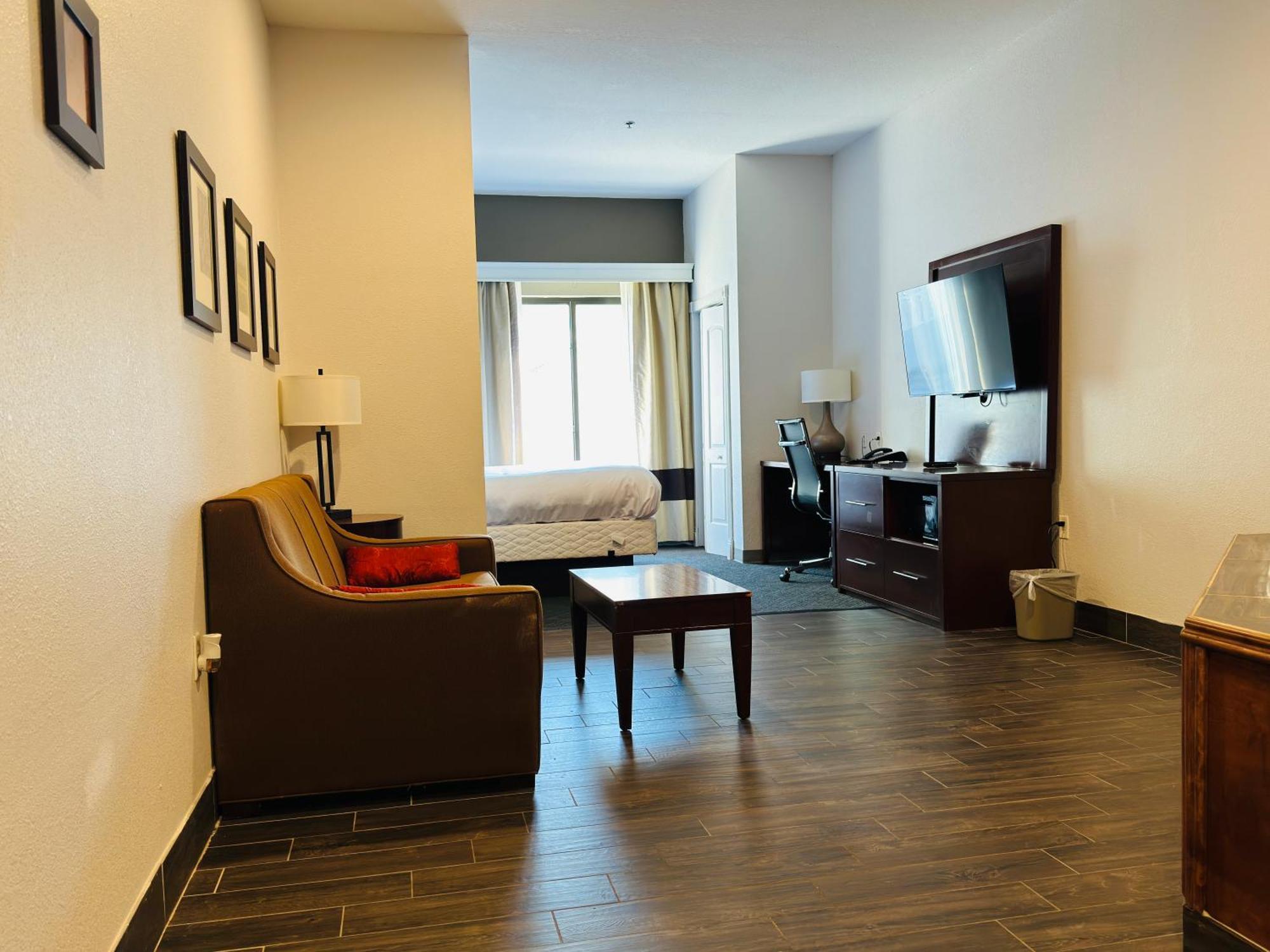Comfort Suites Plymouth Near Us-30 Dış mekan fotoğraf