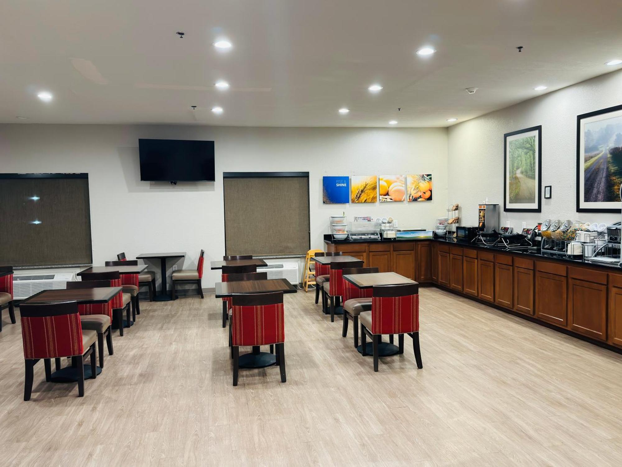 Comfort Suites Plymouth Near Us-30 Dış mekan fotoğraf