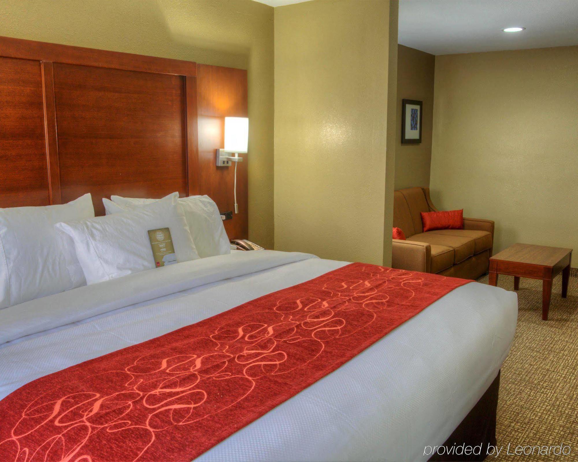 Comfort Suites Plymouth Near Us-30 Dış mekan fotoğraf