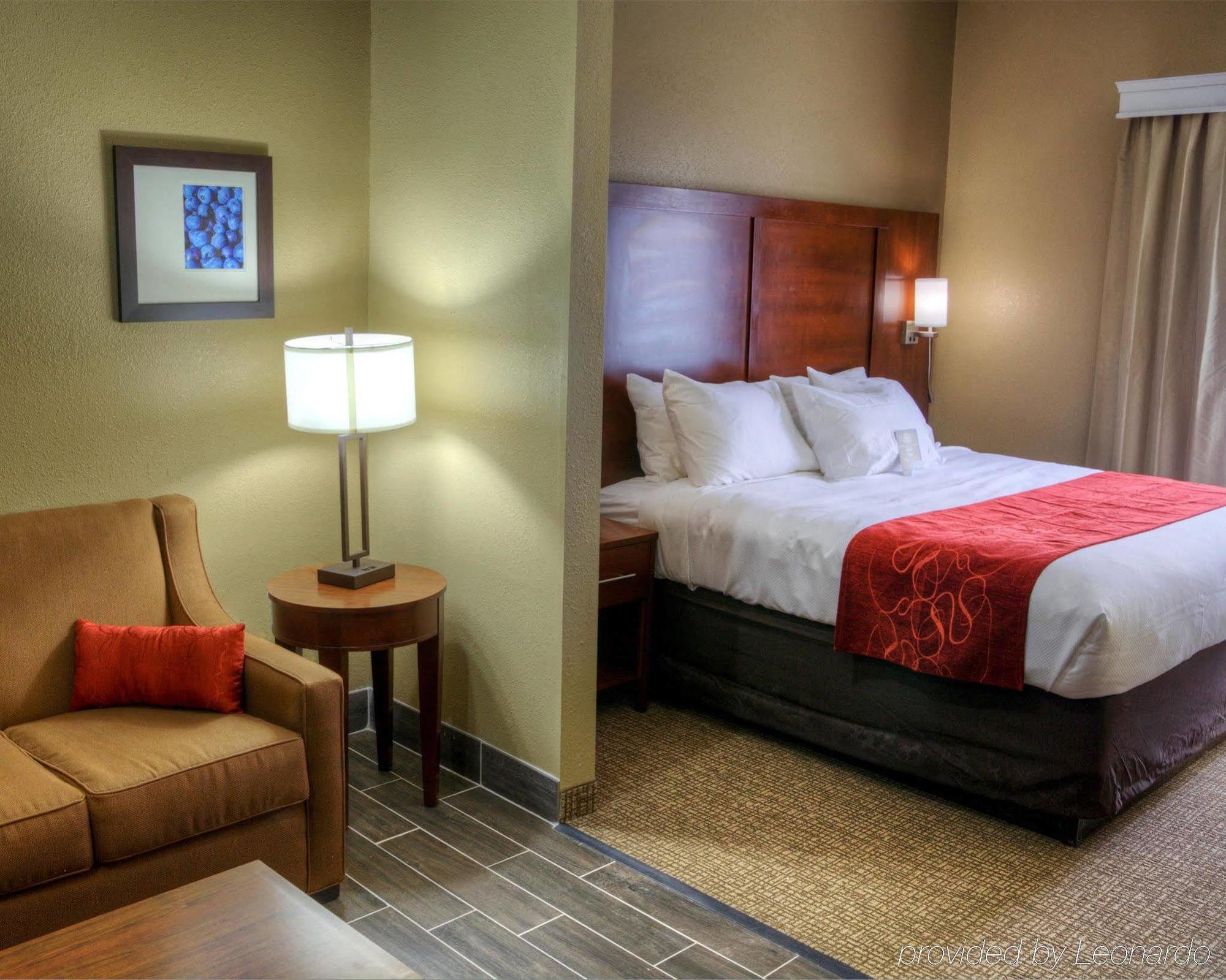 Comfort Suites Plymouth Near Us-30 Dış mekan fotoğraf